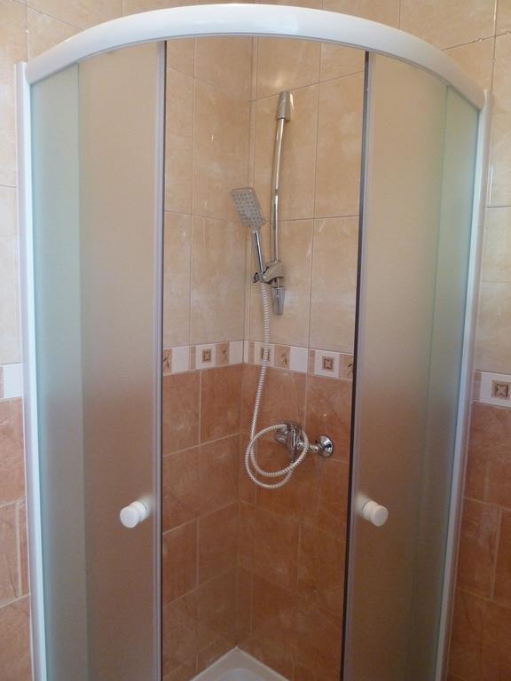 Rose Apartments Ичичи Номер фото