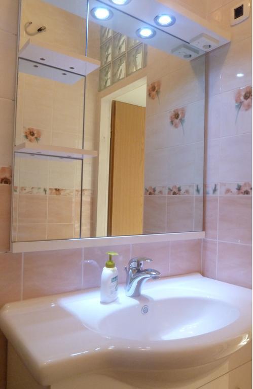 Rose Apartments Ичичи Номер фото